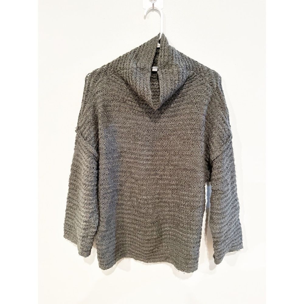 Aerie chunky knit charcoal sweater